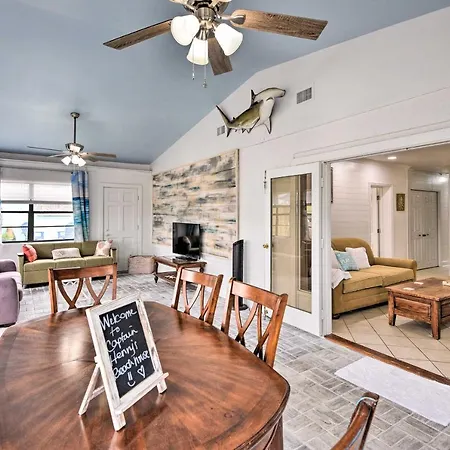 Ormond Beach Retreat With Deck - Steps To Ocean!